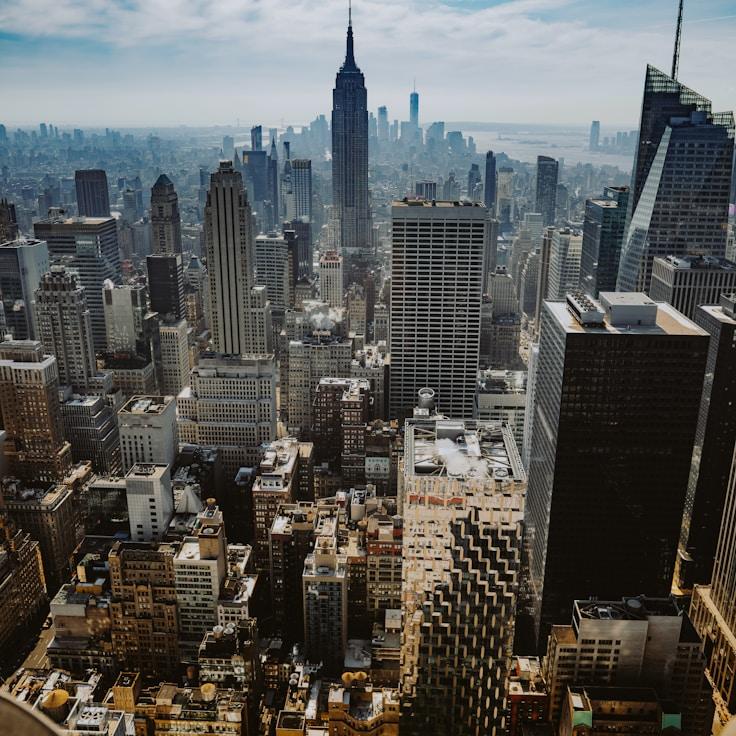 Lucia Santos - Expat family life guide in Portugal